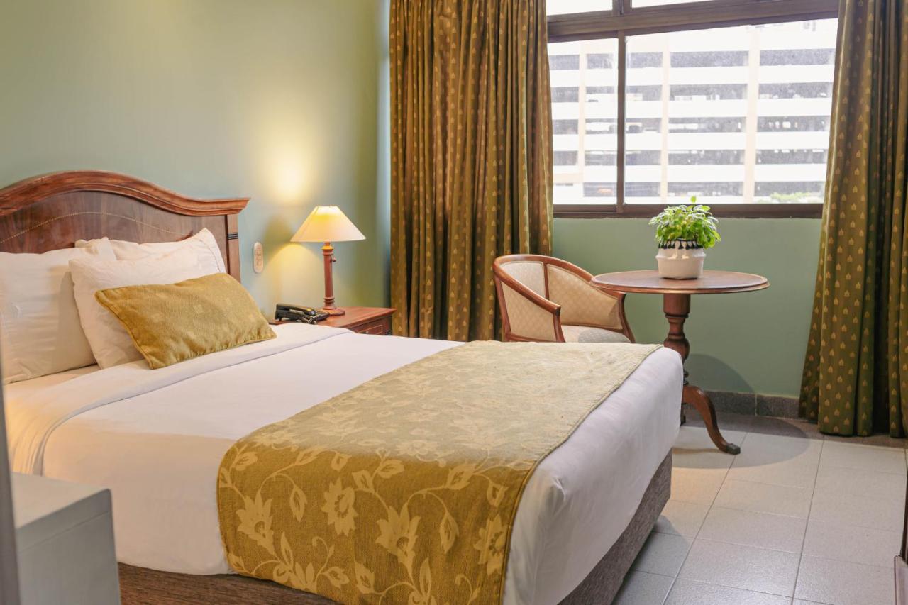 Hotel Faranda Express Puerta Del Sol Barranquilla, A Member Of Radisson Individuals Barranquilla  Bagian luar foto