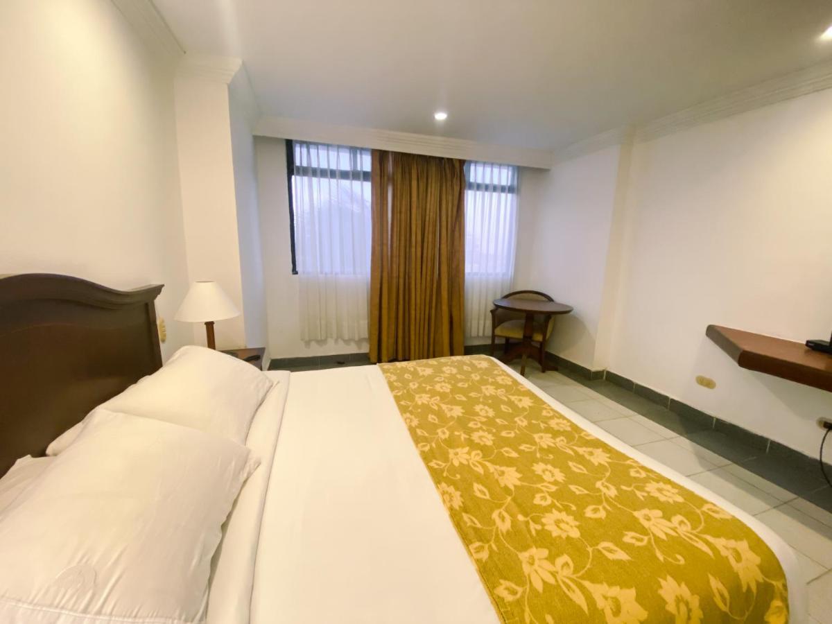 Hotel Faranda Express Puerta Del Sol Barranquilla, A Member Of Radisson Individuals Barranquilla  Bagian luar foto