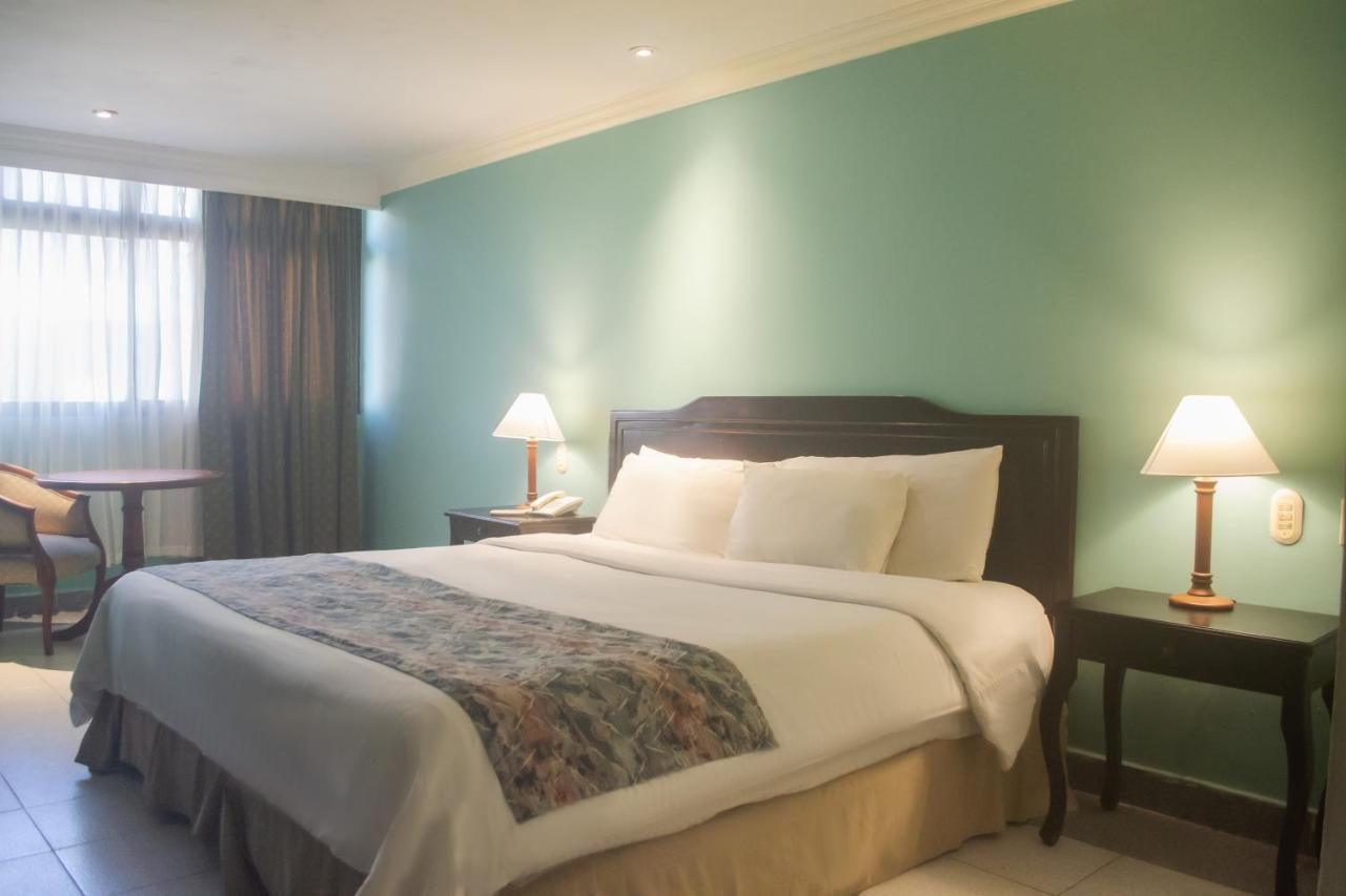Hotel Faranda Express Puerta Del Sol Barranquilla, A Member Of Radisson Individuals Barranquilla  Bagian luar foto
