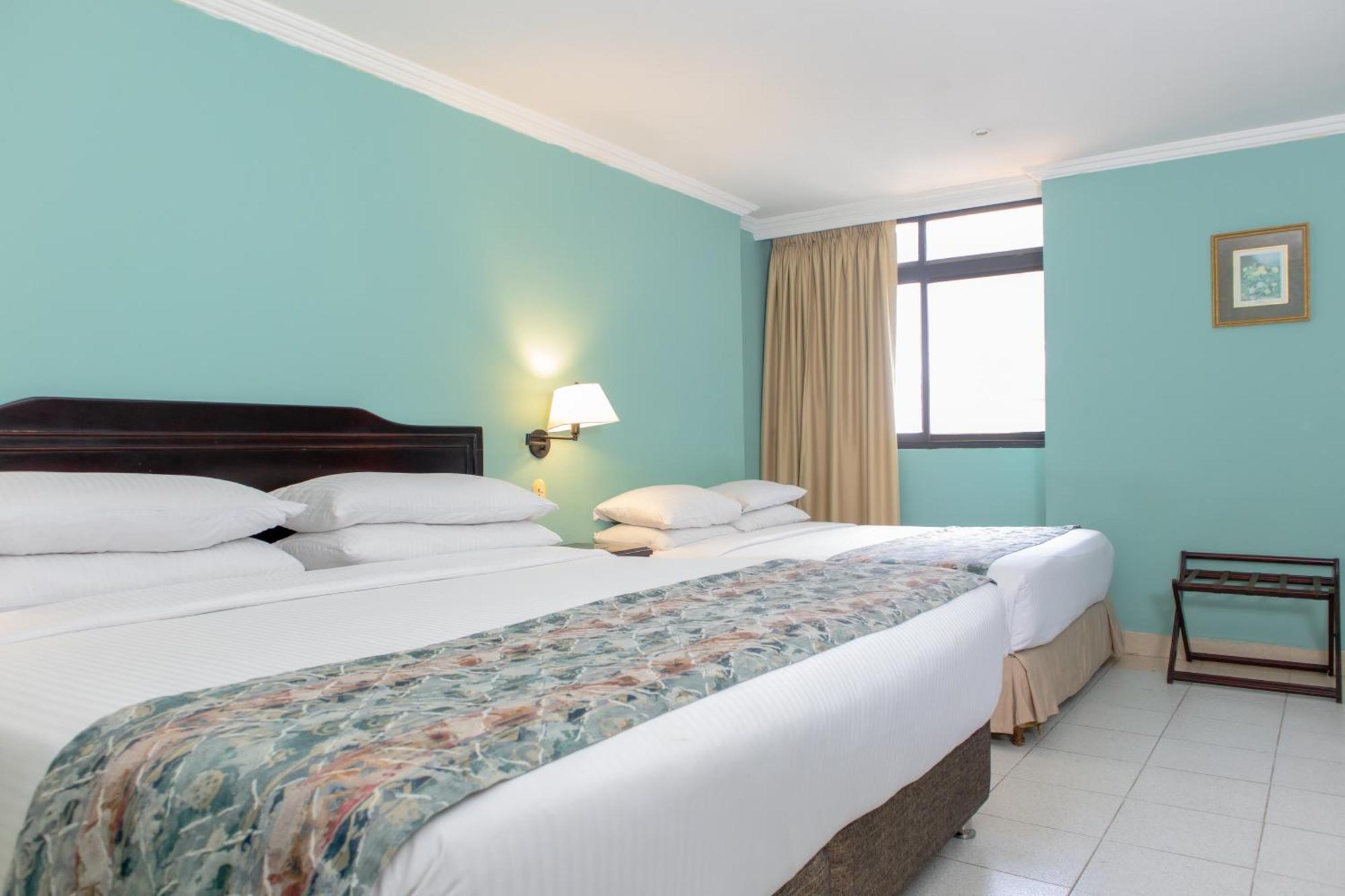 Hotel Faranda Express Puerta Del Sol Barranquilla, A Member Of Radisson Individuals Barranquilla  Bagian luar foto