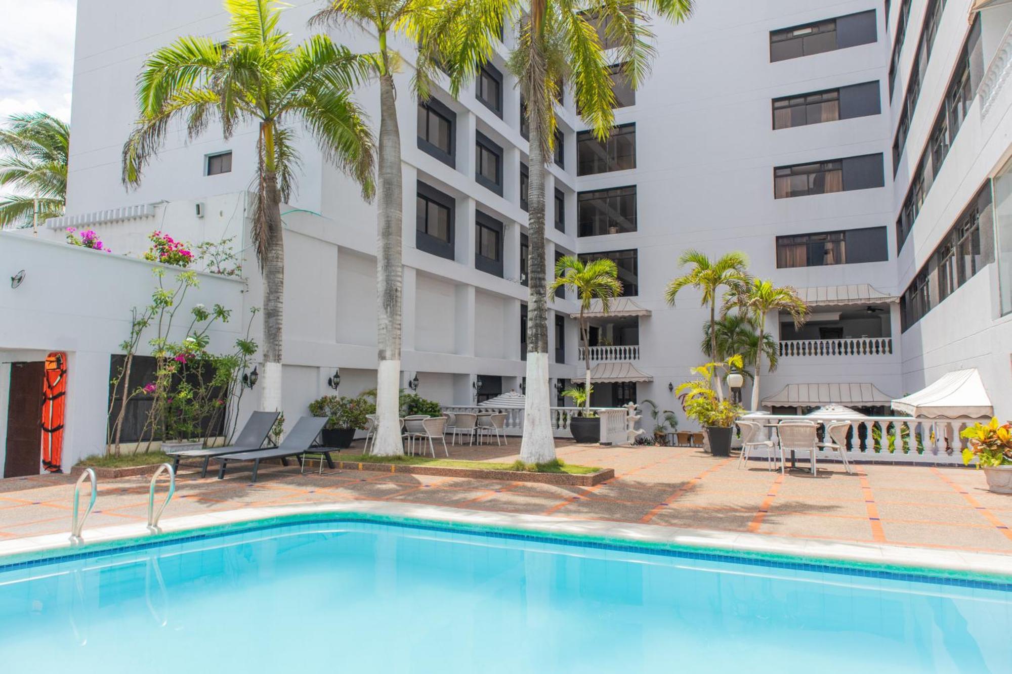Hotel Faranda Express Puerta Del Sol Barranquilla, A Member Of Radisson Individuals Barranquilla  Bagian luar foto