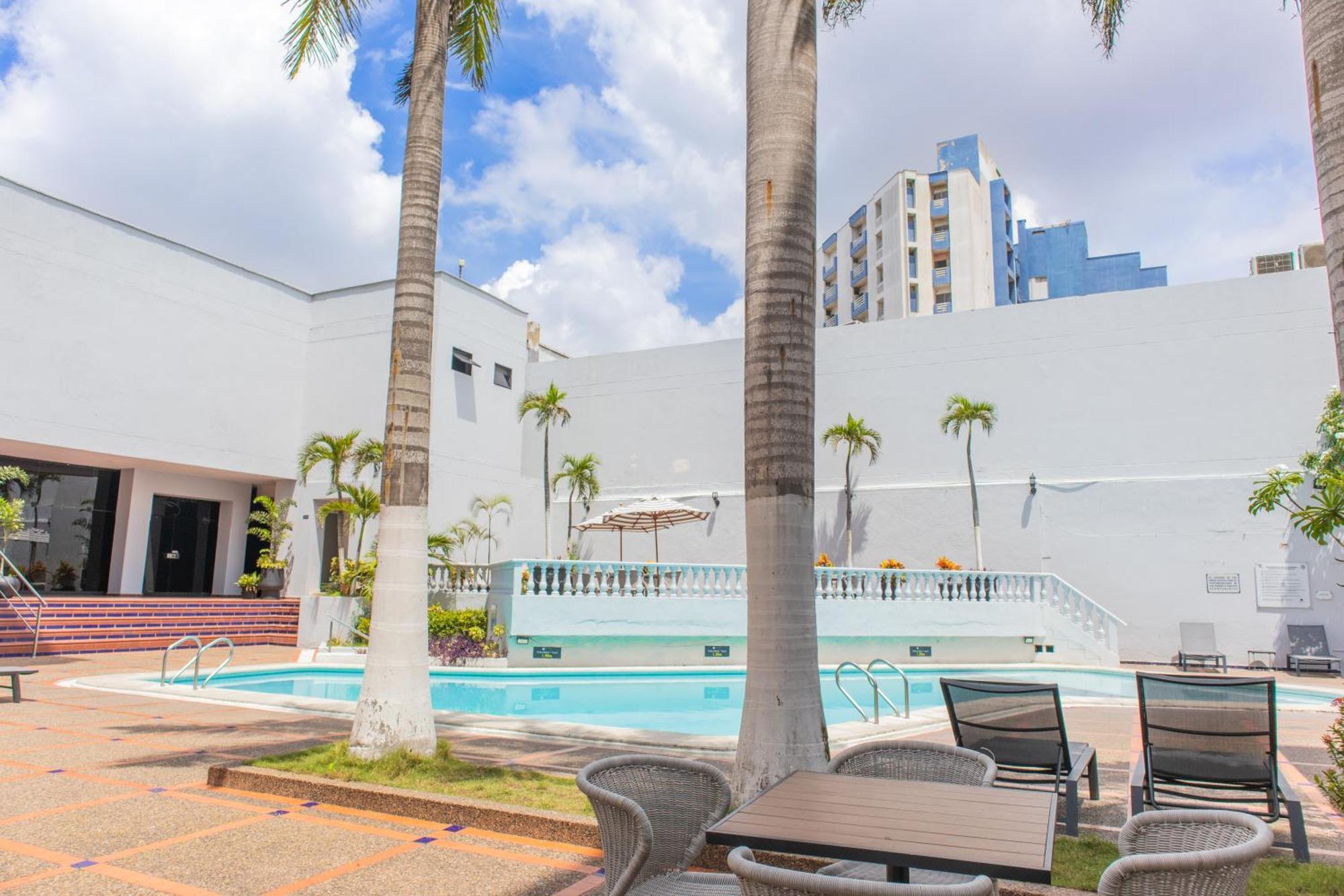 Hotel Faranda Express Puerta Del Sol Barranquilla, A Member Of Radisson Individuals Barranquilla  Bagian luar foto